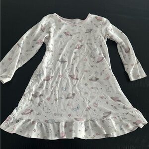 Noomie Star Print pijama dress